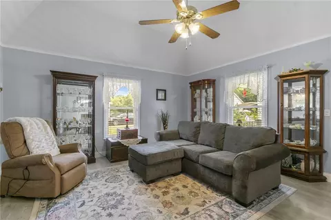 216 S 8th St, Easley, SC 29640 photo 8