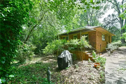 415 Washington Ave, Easley, SC 29642 photo 35