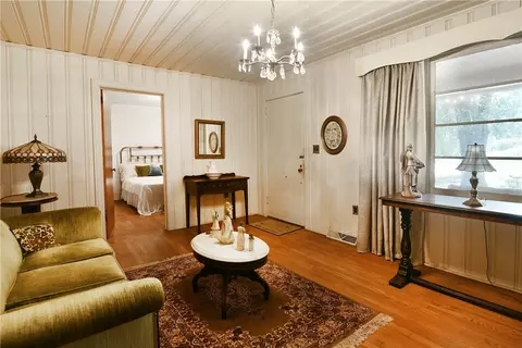 415 Washington Ave, Easley, SC 29642 photo 5