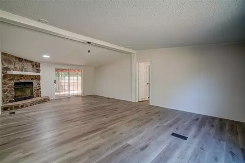 340 Henderson Rd, Easley, SC 29642 photo 6