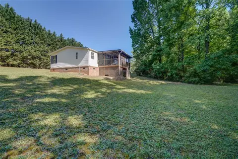 340 Henderson Rd, Easley, SC 29642 photo 4