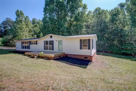 340 Henderson Rd, Easley, SC 29642 photo 3