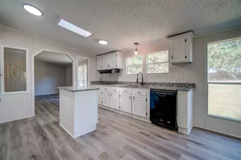 340 Henderson Rd, Easley, SC 29642 photo 11