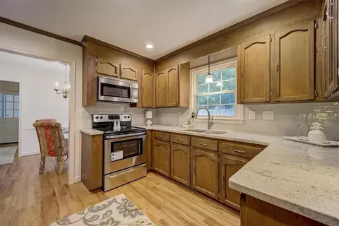 129 Paddock Dr, Greer, SC 29650 photo 12