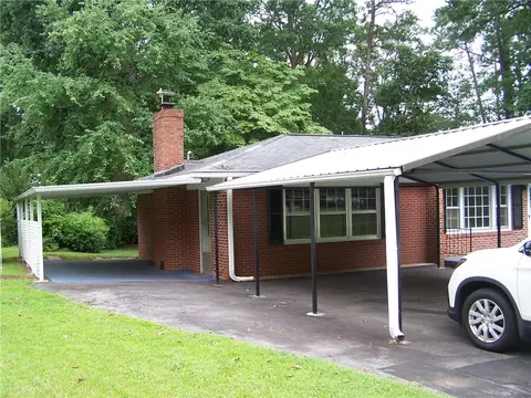 809 Leafy Ln, Seneca, SC 29672 photo 4