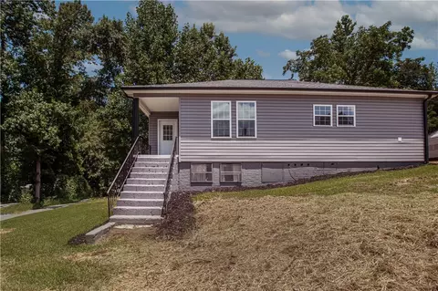 116 Cobb St, Easley, SC 29640 photo 2
