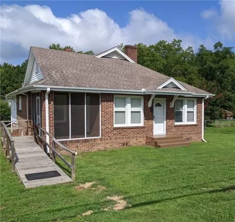 104 Brock Ave, Honea Path, SC 29654 photo 22
