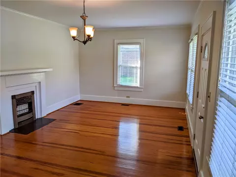 104 Brock Ave, Honea Path, SC 29654 photo 2