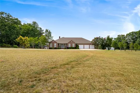 1515 Five Forks Rd, Pendleton, SC 29670 photo 2