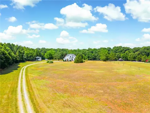 6233 Liberty Hwy, Pendleton, SC 29670 photo 3