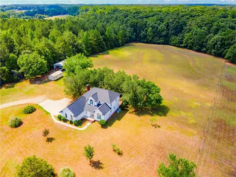 6233 Liberty Hwy, Pendleton, SC 29670 photo 1