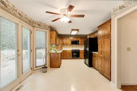 6233 Liberty Hwy, Pendleton, SC 29670 photo 14