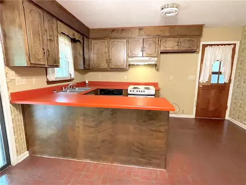 111 Chalmers Mountain Rd, Walhalla, SC 29691 photo 11