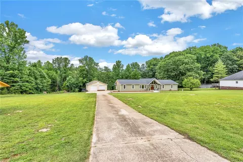 205 Arrowhead Trl, Easley, SC 29642 photo 28