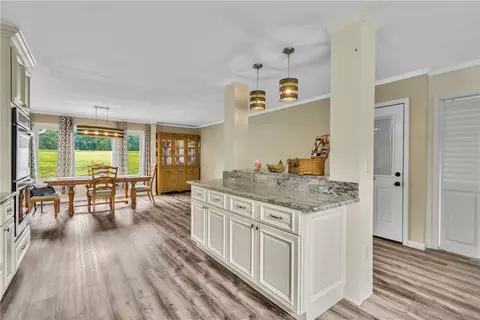 205 Arrowhead Trl, Easley, SC 29642 photo 4