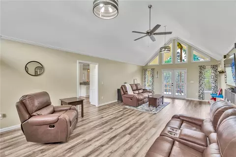 205 Arrowhead Trl, Easley, SC 29642 photo 8