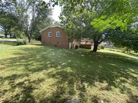 35 Randall St, Williamston, SC 29697 photo 25