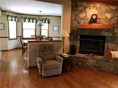 694 Pinewood Dr, Pendleton, SC 29670 photo 13