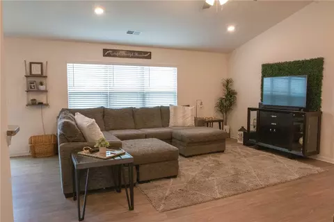 706 Granite Dr, Easley, SC 29642 photo 7