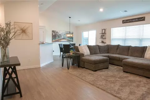 706 Granite Dr, Easley, SC 29642 photo 6