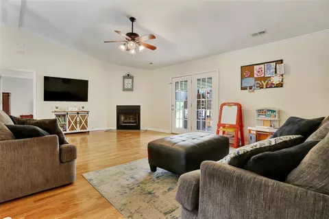 110 Teal Ln, Easley, SC 29642 photo 9