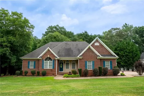 300 Windham Ln, Easley, SC 29642 photo 1