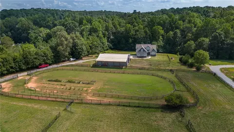 161 Hickory Rd, Williamston, SC 29697 photo 1