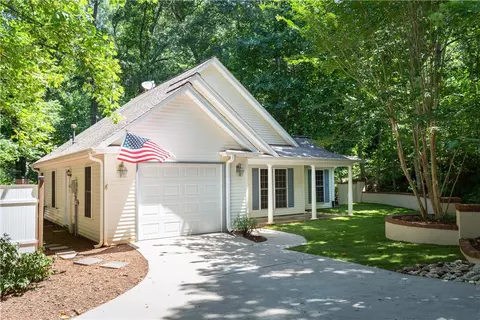 102 Montpelier Dr, Pendleton, SC 29670 photo 2