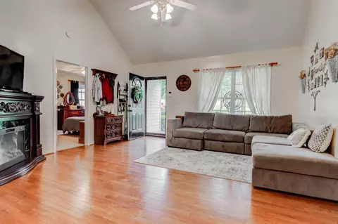 718 Old Cedar Rock Rd, Easley, SC 29640 photo 5