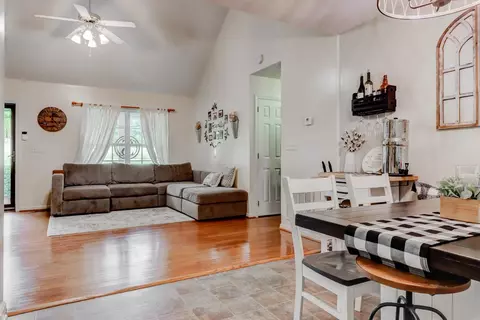718 Old Cedar Rock Rd, Easley, SC 29640 photo 6
