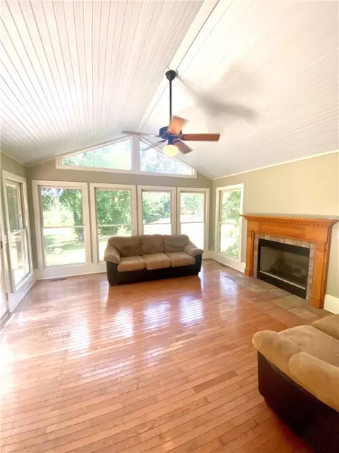 616 S Mechanic St, Pendleton, SC 29670 photo 14