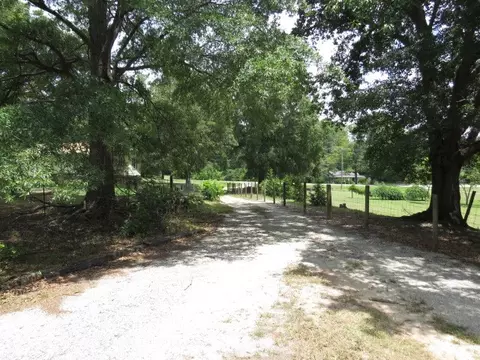 739 Cherokee Rd, Pelzer, SC 29669 photo 11