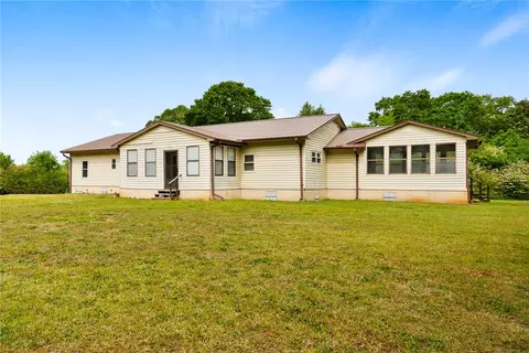 3120 Middleton Rd, Starr, SC 29684 photo 4