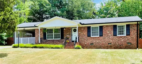 106 Ginger Ln, Easley, SC 29642 photo 1