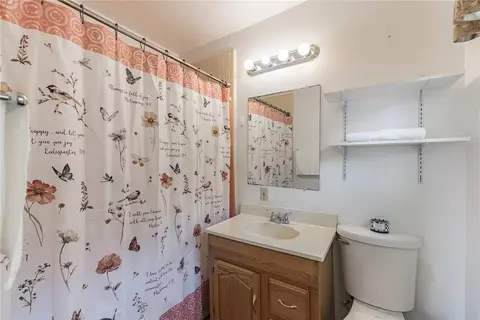 106 Ginger Ln, Easley, SC 29642 photo 5