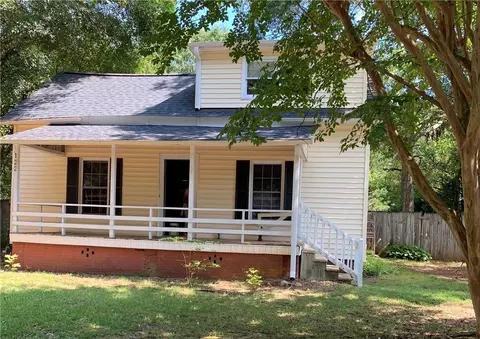 122 King St, Central, SC 29630 photo 1