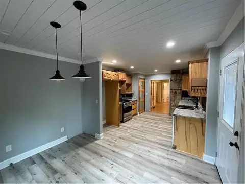 227 Spring St, Central, SC 29630 photo 12