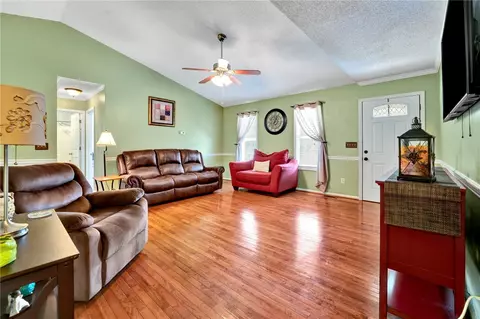 113 Harvard Ln, Easley, SC 29640 photo 5
