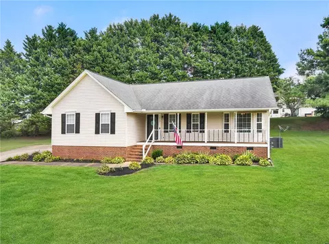 113 Harvard Ln, Easley, SC 29640 photo 27