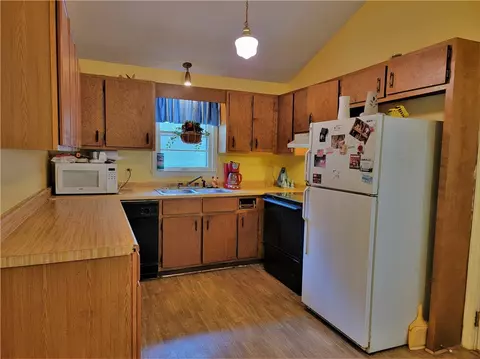 918 Smith Grove Rd, Easley, SC 29640 photo 10