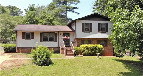 918 Smith Grove Rd, Easley, SC 29640 photo 1