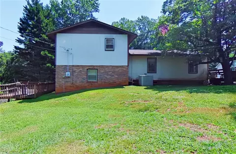 918 Smith Grove Rd, Easley, SC 29640 photo 4