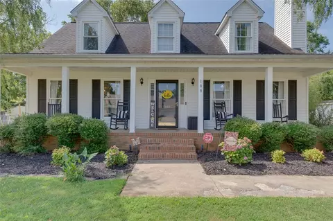 109 Patio Rd, Easley, SC 29642 photo 4