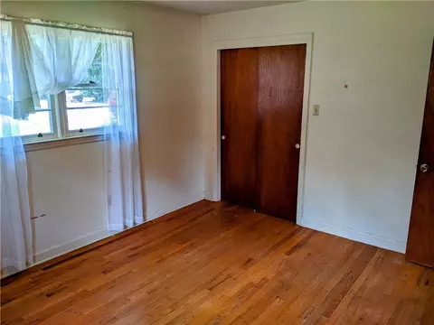 9 Calhoun St, Honea Path, SC 29654 photo 14