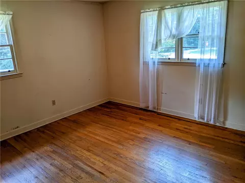 9 Calhoun St, Honea Path, SC 29654 photo 13