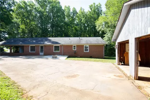 116 Cherokee Rd, Easley, SC 29642 photo 18