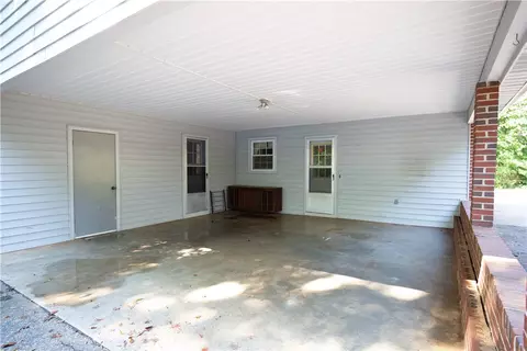 116 Cherokee Rd, Easley, SC 29642 photo 14