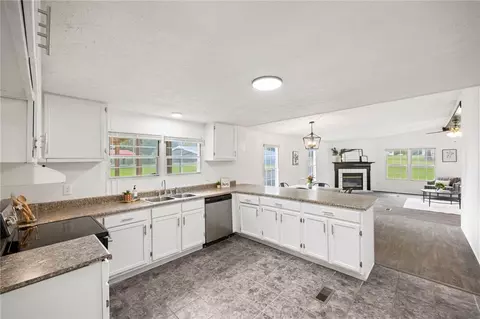 921 Martin Rd, Starr, SC 29684 photo 9