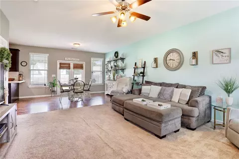 131 Madison Pointe Dr, Seneca, SC 29678 photo 5