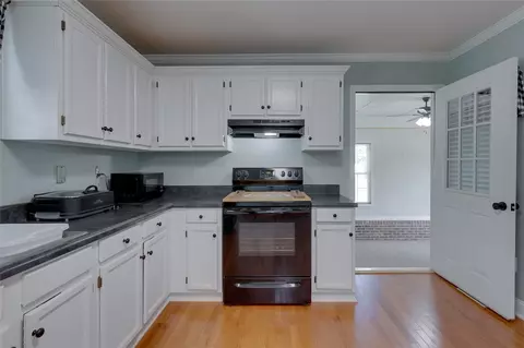 102 Wildwood Dr, Honea Path, SC 29654 photo 11